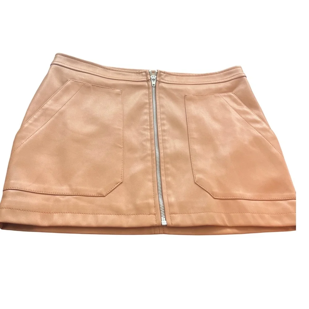 Free People Maya Faux Leather Mini‎ Skirt Tan Camel Front Zip Pockets Size 4